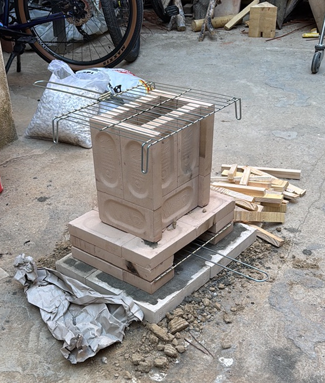 simple brick rocket stove